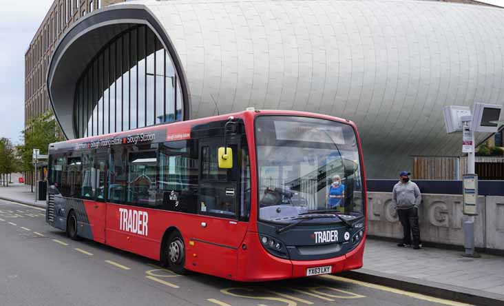 First Berkshire Alexander Dennis Enviro200 44561 Trader